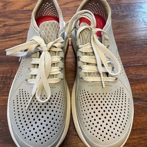 Crocs Literide Pacer size 9
